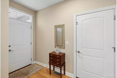 828 Townscapes Court, Miami Township, OH 45140 - Photo 3