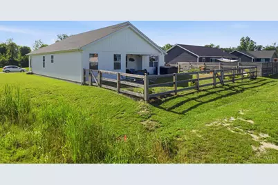 112 Ella Rose Drive, Sterling Township, OH 45154 - Photo 5