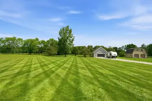 4082 Laura Marie Dr, Wayne Township, OH 45068 - Photo 15