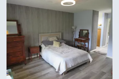 8024 Hightop Road, Hillsboro, OH 45133 - Photo 29