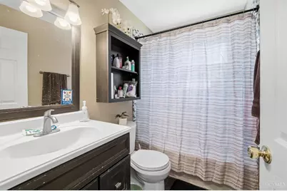9108 Orangewood Drive, Colerain Township, OH 45231 - Photo 19