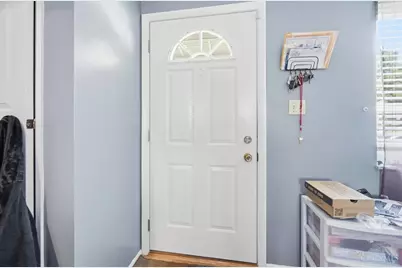 9108 Orangewood Drive, Colerain Township, OH 45231 - Photo 5