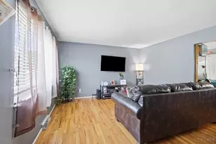 9108 Orangewood Dr, Colerain Township, OH 45231 - Photo 7