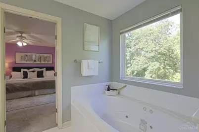 10194 Meadowknoll Drive, Symmes Township, OH 45140 - Photo 31
