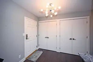 2200 Victory Pkwy, Cincinnati, OH 45206 - Photo 9