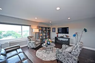 2200 Victory Pkwy, Cincinnati, OH 45206 - Photo 23