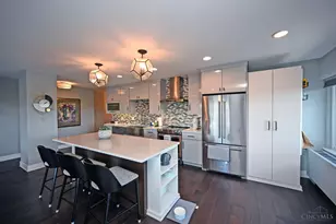 2200 Victory Pkwy, Cincinnati, OH 45206 - Photo 17