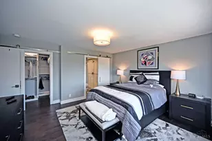 2200 Victory Pkwy, Cincinnati, OH 45206 - Photo 27