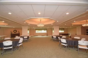 2200 Victory Pkwy, Cincinnati, OH 45206 - Photo 41
