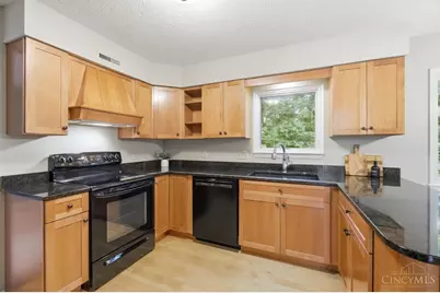 6910 Rushwood Court, West Chester, OH 45241 - Photo 19