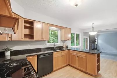 6910 Rushwood Court, West Chester, OH 45241 - Photo 17
