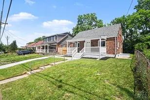 1186 Shepherd Ln, Lincoln Heights, OH 45215 - Photo 3