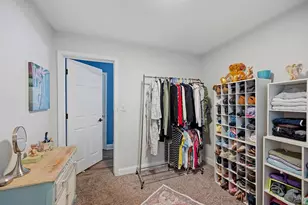 10116 Ronnie Rd, Woodlawn, OH 45215 - Photo 9