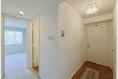 5984 Meadowcreek Drive #6, Miami Township, OH 45150 - Photo 5