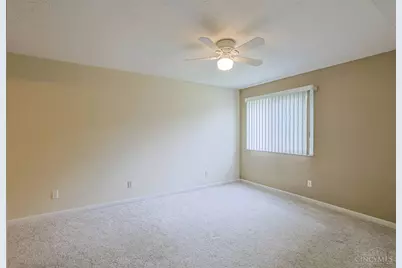 5984 Meadowcreek Drive #6, Miami Township, OH 45150 - Photo 13