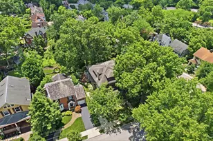 573 Evanswood Pl, Cincinnati, OH 45220 - Photo 43
