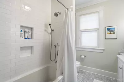 573 Evanswood Place, Cincinnati, OH 45220 - Photo 25