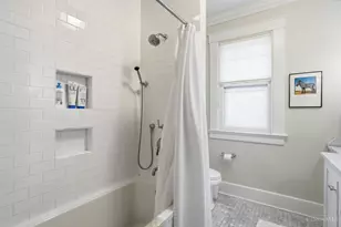 573 Evanswood Pl, Cincinnati, OH 45220 - Photo 25