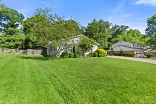 1173 Hawkstone Dr, Anderson Township, OH 45230 - Photo 3