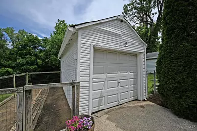 2424 Lysle Lane, Norwood, OH 45212 - Photo 39