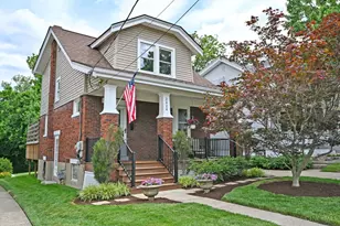 2424 Lysle Ln, Norwood, OH 45212 - Photo 3