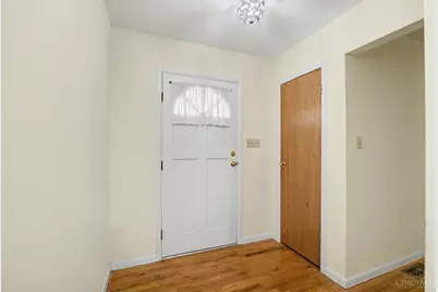 1690 Yellowglen Drive, Anderson Township, OH 45255 - Photo 7