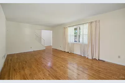 1690 Yellowglen Drive, Anderson Township, OH 45255 - Photo 11