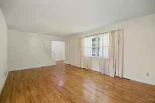 1690 Yellowglen Dr, Anderson Township, OH 45255 - Photo 11