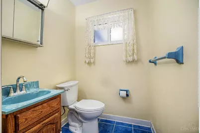 1690 Yellowglen Drive, Anderson Township, OH 45255 - Photo 21