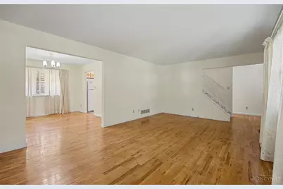 1690 Yellowglen Drive, Cincinnati, OH 45255 - Photo 11