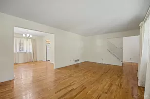 1690 Yellowglen Dr, Anderson Township, OH 45255 - Photo 11