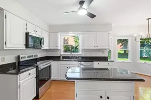 10085 Sonya Ln, West Chester, OH 45241 - Photo 23