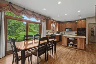 5869 Glynn Ct, Delhi Township, OH 45233 - Photo 7