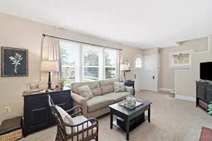1639 Sutton Ave, Cincinnati, OH 45230 - Photo 5