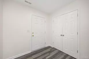 803 Prescot Cir, Trenton, OH 45067 - Photo 9