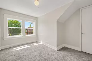 1276 Dewey Ave, Cincinnati, OH 45205 - Photo 15