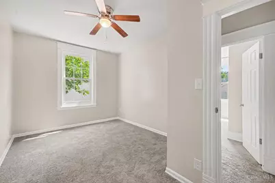 1276 Dewey Avenue, Cincinnati, OH 45205 - Photo 13