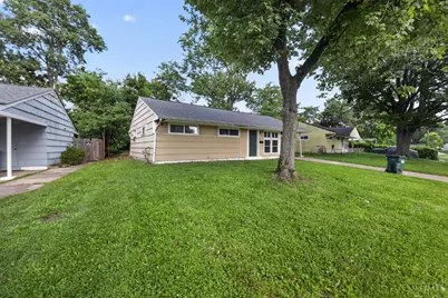 8760 Grenada Drive, Cincinnati, OH 45231 - Photo 3