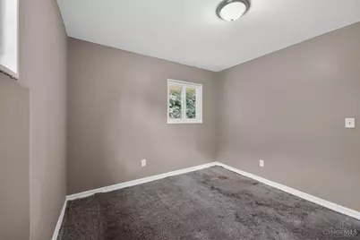 8760 Grenada Drive, Cincinnati, OH 45231 - Photo 23