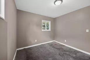 8760 Grenada Dr, Springfield Township, OH 45231 - Photo 23