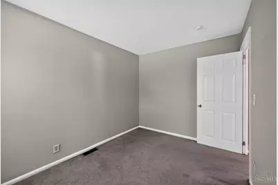 1910 Ashbrook Drive, Cincinnati, OH 45238 - Photo 13