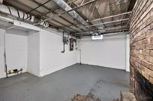 1910 Ashbrook Dr, Cincinnati, OH 45238 - Photo 21