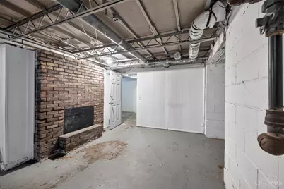 1910 Ashbrook Drive, Cincinnati, OH 45238 - Photo 25
