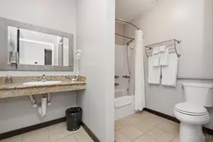 400 Pike St, Cincinnati, OH 45202 - Photo 51