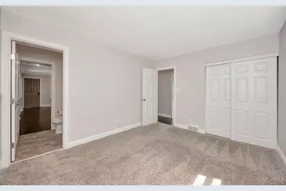 2468 Fulbourne Drive, Colerain Township, OH 45231 - Photo 27