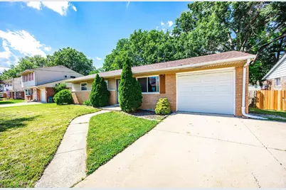 2468 Fulbourne Drive, Colerain Township, OH 45231 - Photo 3