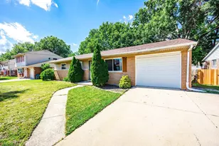 2468 Fulbourne Dr, Colerain Township, OH 45231 - Photo 3