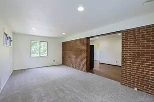 6227 Leroy Pl, Anderson Township, OH 45230 - Photo 9