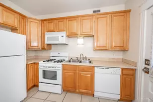 2927 Bellevue Ave, Cincinnati, OH 45219 - Photo 3