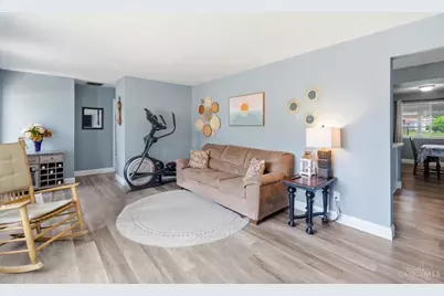 1015 Derringer Drive, Englewood, OH 45322 - Photo 5